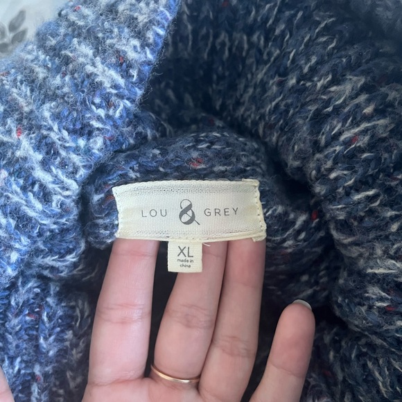 Wool Blend Chunky Boxy Knit Turtleneck Sweater - Picture 8 of 9